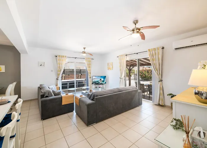 Sunrise Ayia Thekla ヴィラ アヤナパ