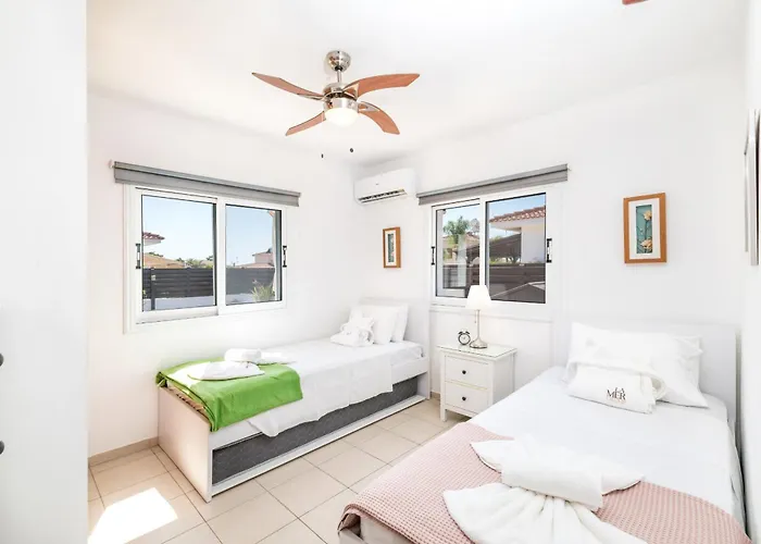 Sunrise Ayia Thekla アヤナパ